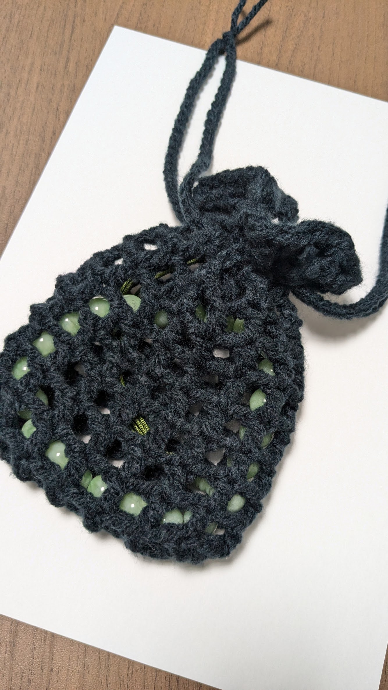 じいちゃんの形見の数珠入れ